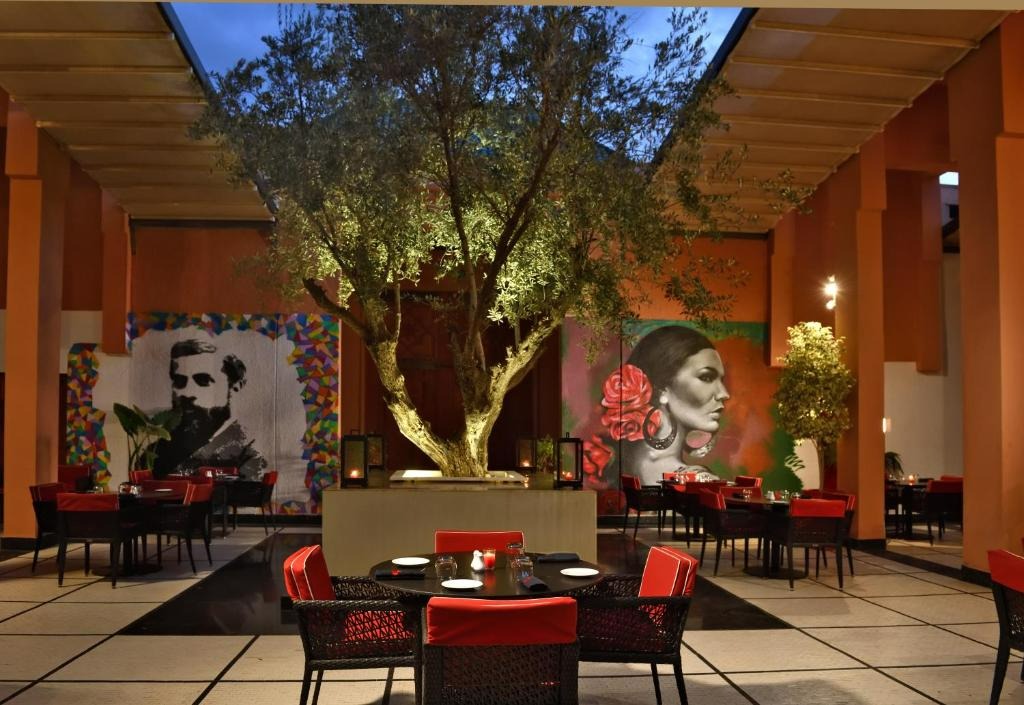 Mövenpick Hotel Mansour Eddahbi
