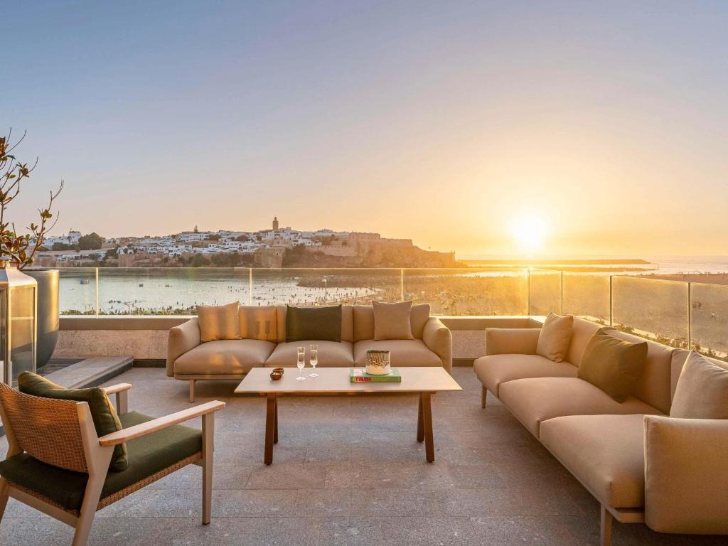 Fairmont Hotel & Residences
